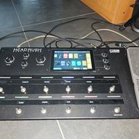 Headrush pedalboard pedaliera digitale