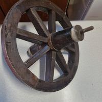 ruota carro antica  pub bar collezione