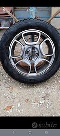 4 gomme invernali complete di Cerchi in lega