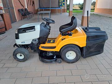 Trattorino tagliaerba Cub Cadet  LT1