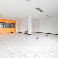 Ampio Ufficio/Laboratorio con facilità di parchegg