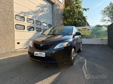 Lancia Ypsilon 1.2 69 CV 5 porte GPL Ecochic Gold
