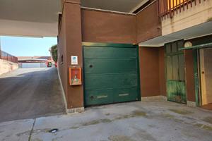 Ampio Garage di 50 mq