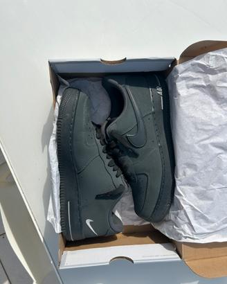 Nike Air Force 1 '07 Anthracite Black Taglia 41 EU