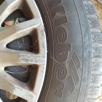 Gomme con cerchi 195/65/15