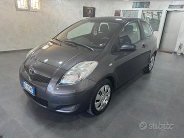 Toyota Yaris 1.4 D-4D DPF 5 porte Sol