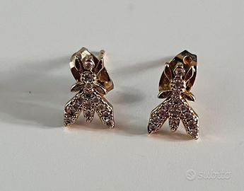 Orecchini con brillanti a forma di mosca