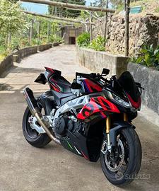 Aprilia Tuono V4 1100 - 2023 - garanzia 2027