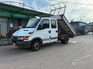 M184 - Iveco daily 35C11 7 posti ribaltabile