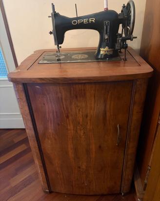 Macchina da cucire vintage