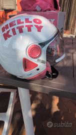 casco hello Kitty 