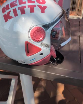 casco hello Kitty 
