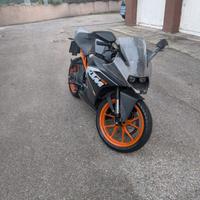 Ktm rc 125 - 2015