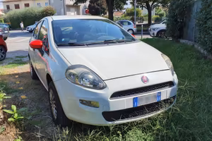 Fiat Grande Punto 2015 -benzina/metano 240 mila Km