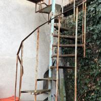 Scala a chiocciola da esterno