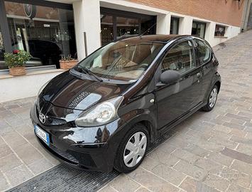 TOYOTA Aygo 1.0 12V VVT-i 3 porte Active GPL