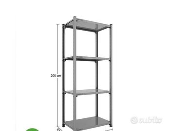 Scaffali nuovi imballati