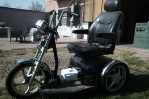 Scooter elettrico per anziani