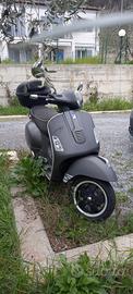 vespa gts 300 sport 