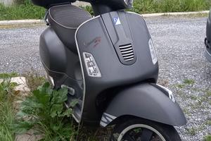 vespa gts 300 sport 