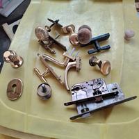 accessori x mobili e porte