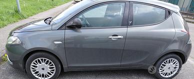 Lancia Ypsilon 1.2 Benzina