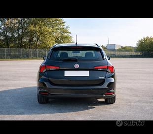 🚗 FIAT TIPO 1.6 MJT