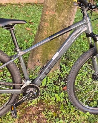 mountain bike cube
