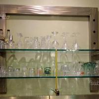 Consolle d'acciaio martellato con piani in vetro