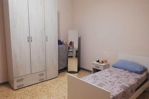 Ampia stanza singola per studentessa