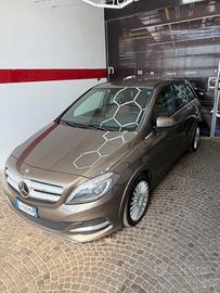 Mercedes-benz B 200 NGD Executive