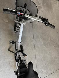 Bici elettrica marca Sfera modello Cinzia