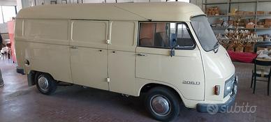 Furgone Mercedes 206D