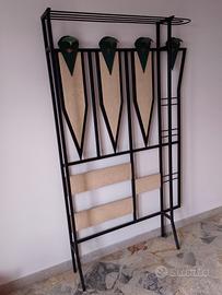 Attaccapanni in metallo e materiali vari