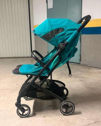 Passeggino leggero ultra compatto