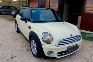 Mini 1.6 16V Cooper D