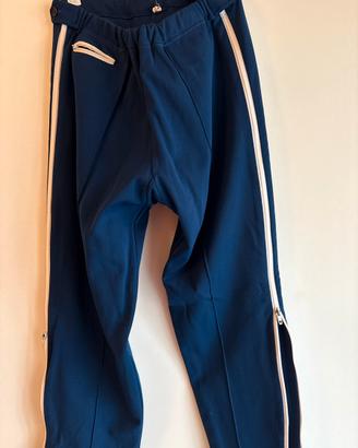 Pantalone a zampa con cerniere laterali