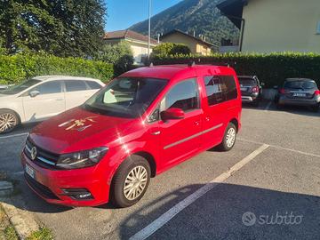 caddy 5 posti