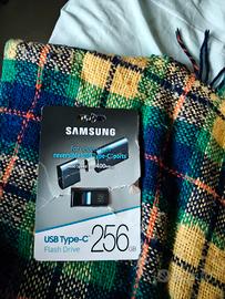 CHIAVETTA SAMSUNG TYPE-C 256GB PERFETTA