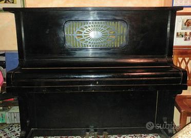 Pianoforte a muro