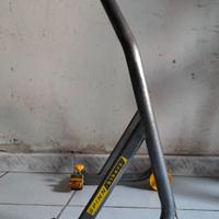 Cavalletto posteriore universale 