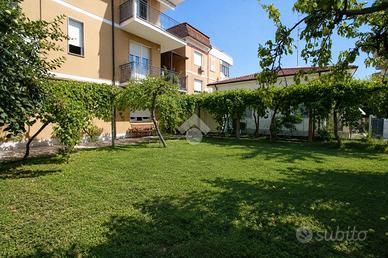 4 LOCALI A GIULIANOVA