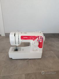 MACCHINA DA CUCIRE