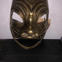 Maschera veneziana in ottone