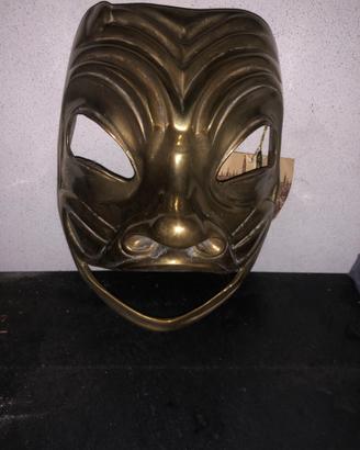 Maschera veneziana in ottone