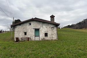 CASA INDIPENDENTE A TAVERNOLA BERGAMASCA