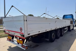 SEMIRIMORCHIO CARDI - CON PIANTANE