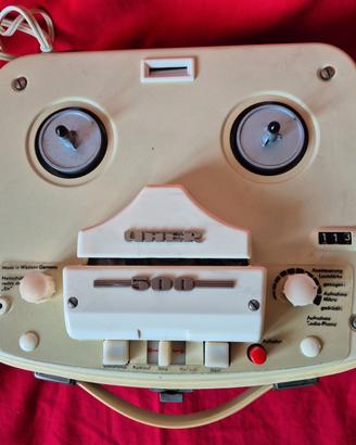 ESEMPLARE DI MAGNETOFONO DELLA UHER mod 500