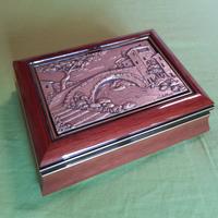 Cofanetto ACCA con bassorilievo argento 925