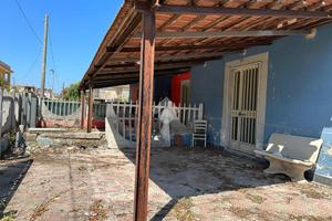 TRIFAMILIARE A CASTEL VOLTURNO